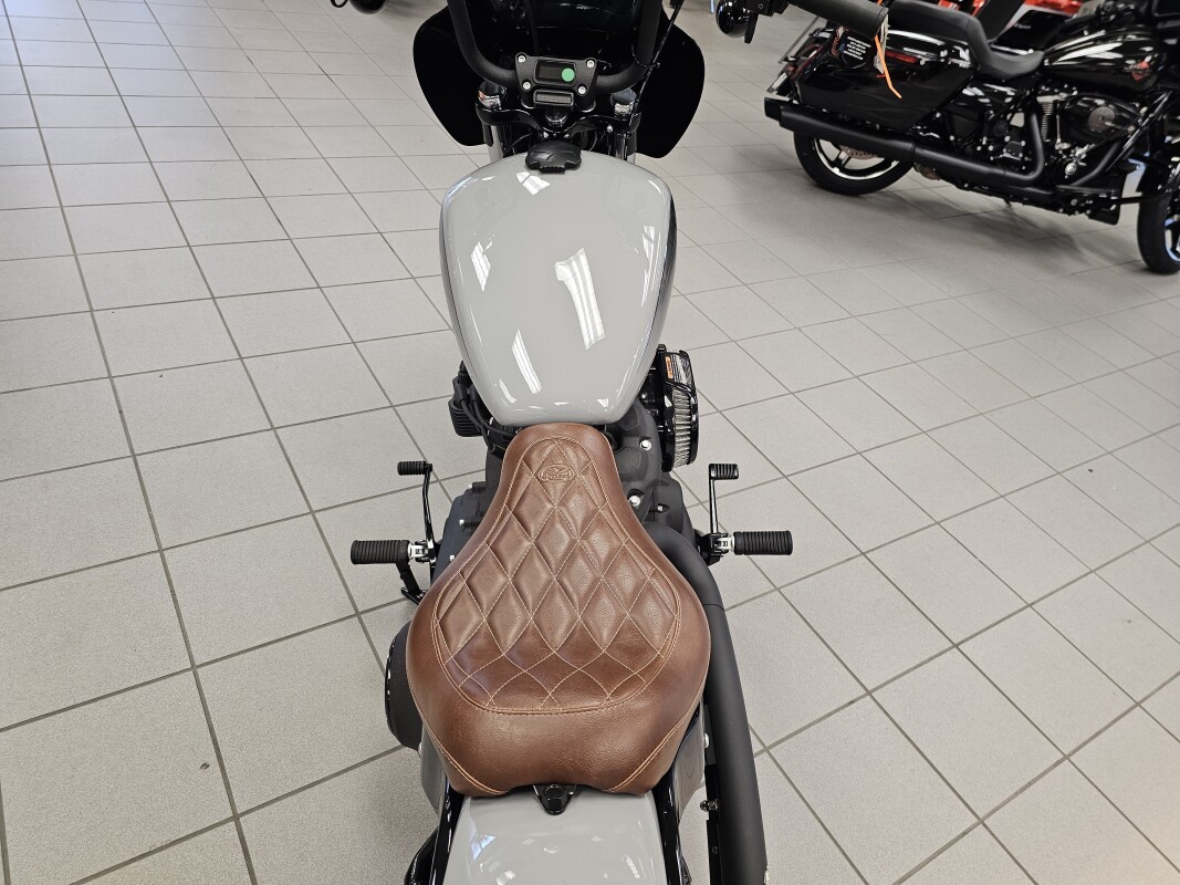 FXBBS 2024 Street Bob 114 - Photo 10
