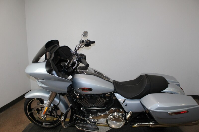 Harley-Davidson Road Glide 2025 FLTRX 84559385 ATLAS SLV MTLIC - Photo 5