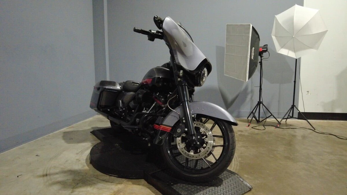 2020 Harley-Davidson® CVO™ Street Glide® FLHXSE | Old Glory Harley