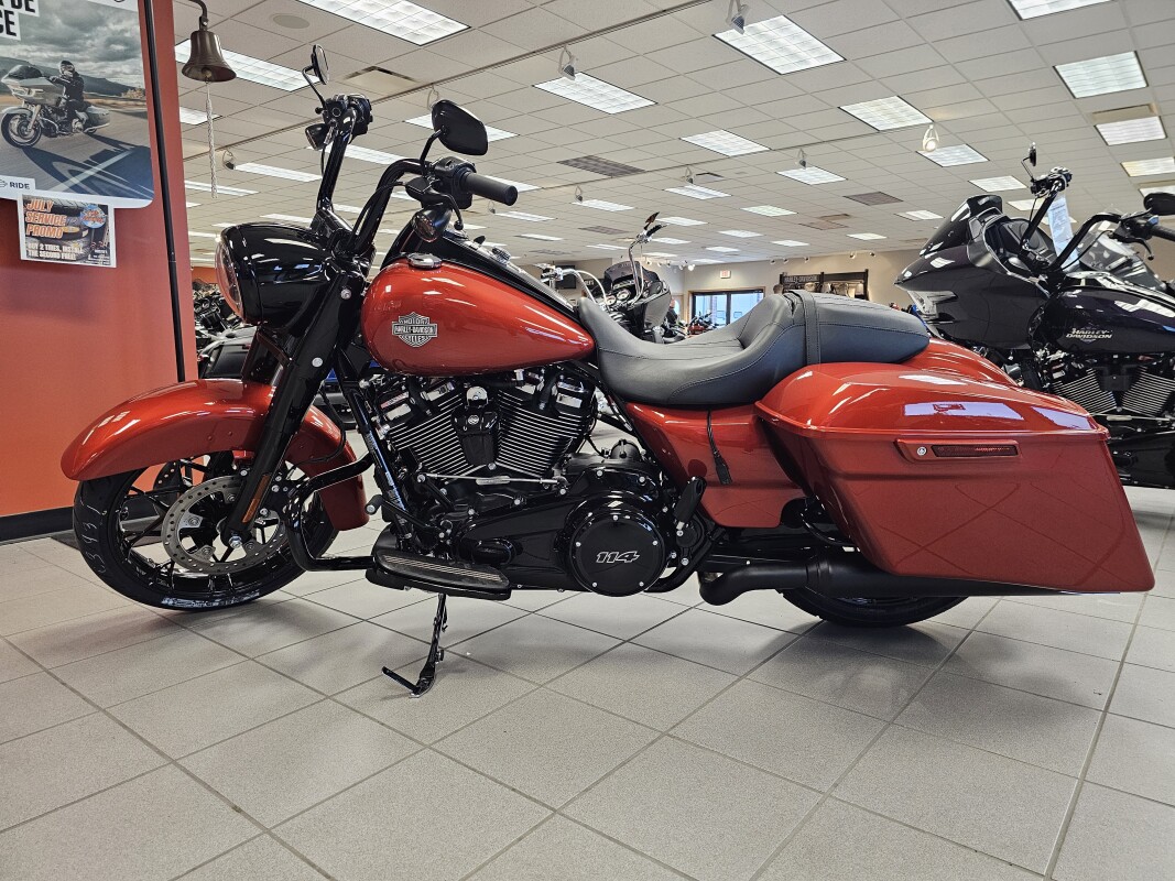 FLHRXS 2025 Road King Special - Photo 5