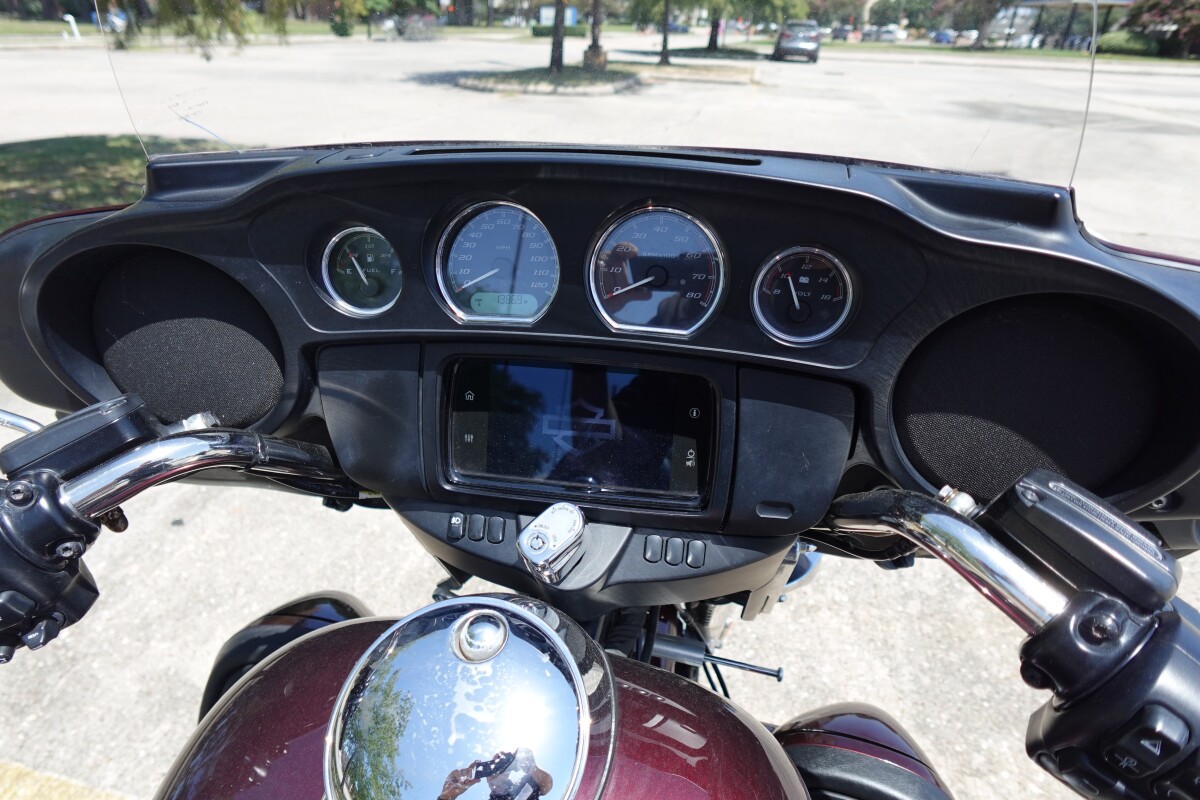 2019 Harley-Davidson Tri Glide Ultra FLHTCUTG - Photo 9