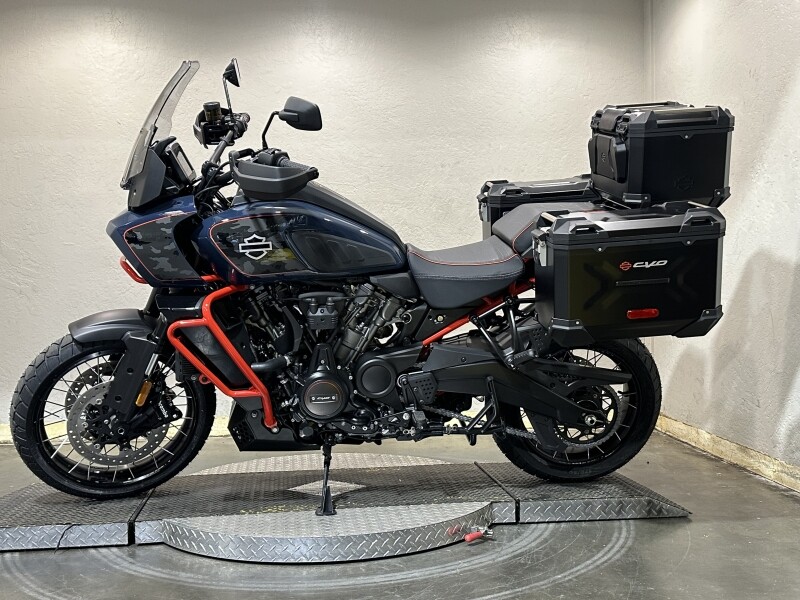 Harley-Davidson CVO Pan America 2025 RA1250SE 84625775 CARBON BLUE - Photo 6