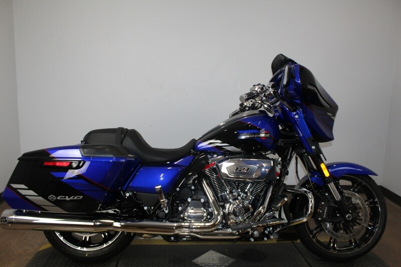 Harley-Davidson CVO Street Glide 2025 FLHXSE 84559368 BLUE STREAK