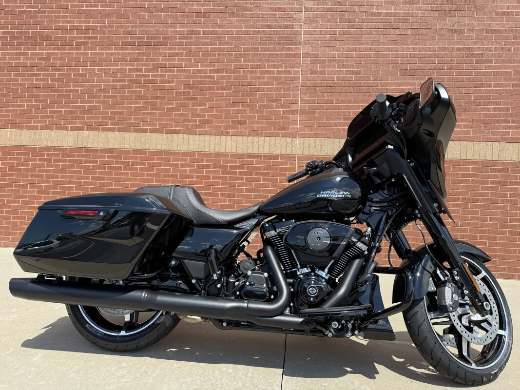 FLHX 2025 Street Glide
