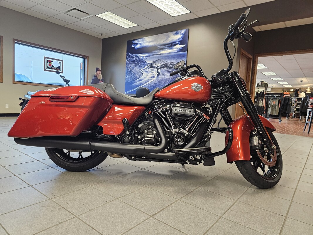FLHRXS 2025 Road King Special
