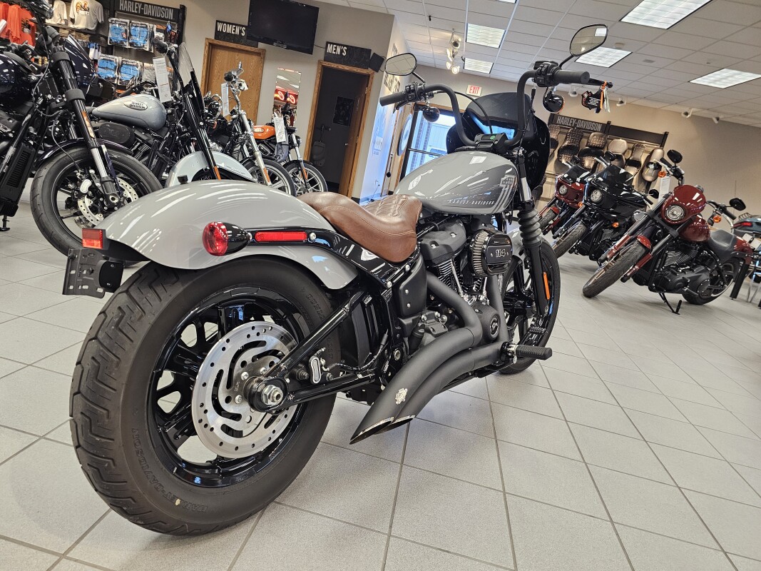 FXBBS 2024 Street Bob 114 - Photo 8
