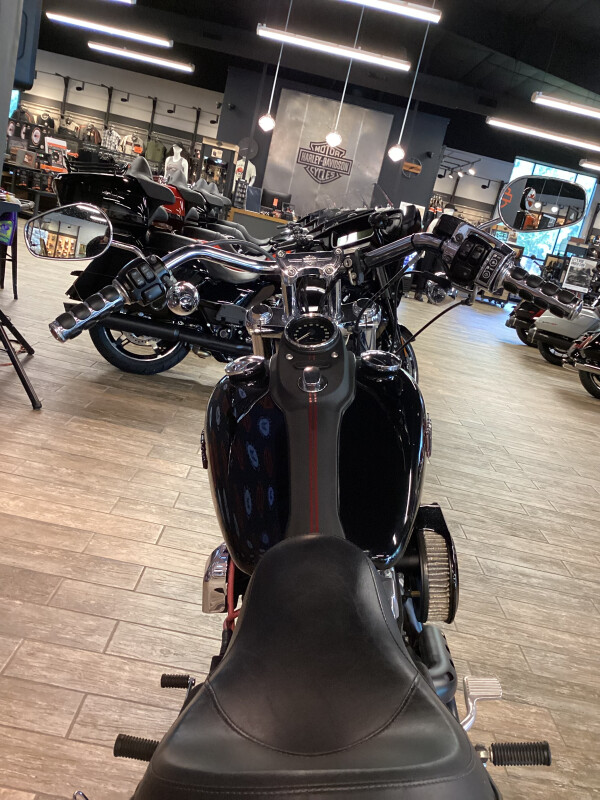 FXDB 2012 Street Bob - Photo 7