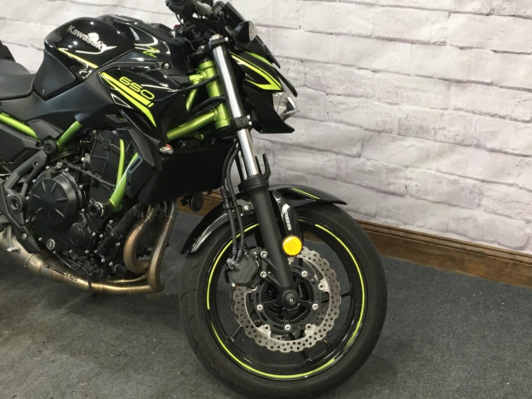 2020 Kawasaki Z650 ABS Metallic Spark Black - Photo 4