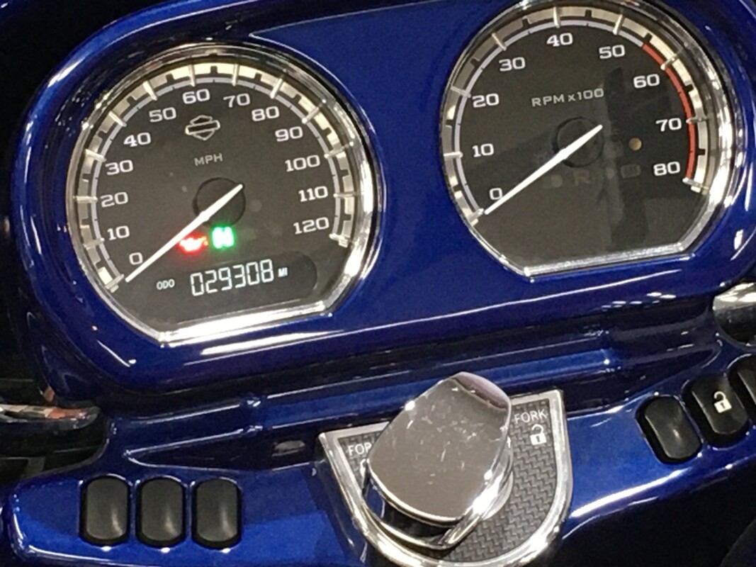 2015 Harley-Davidson CVO Road Glide Ultra Abyss Blue Crushed Sapphire FLTRUSE - Photo 5