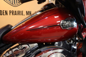 2008 Harley-Davidson HD FLHTCU Touring Electra Glide Ultra Classic thumb 3