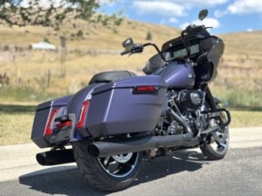 2025 Harley-Davidson® Road Glide® Purple Abyss Denim - Black Finish thumb 2