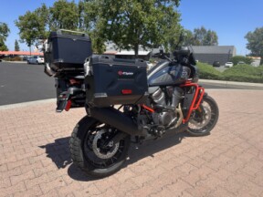 RA1250SE 2025 CVO™ Pan America® thumb 2
