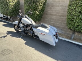 FLHRXS 2025 Road King™ Special thumb 2
