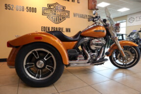 2015 Harley-Davidson HD Touring Trike FLRT Freewheeler thumb 1