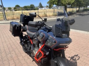 RA1250SE 2025 CVO™ Pan America® thumb 0