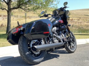 2025 Harley-Davidson® Low Rider® ST Vivid Black thumb 2