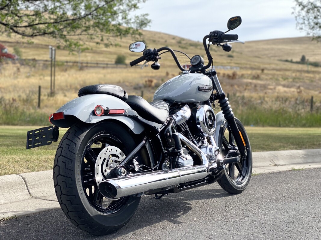 2025 Harley-Davidson Street Bob Billiard Grey w/Cast Wheels - Photo 3