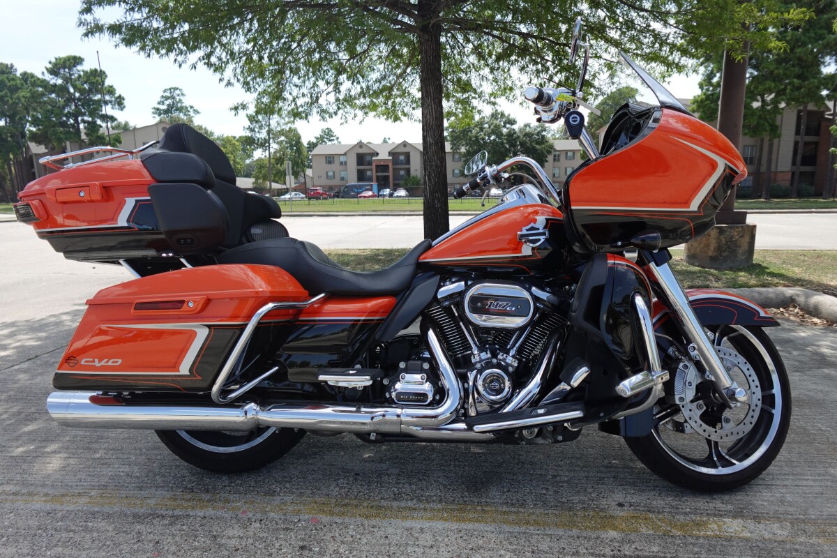 2022 Harley-Davidson CVO Road Glide Limited FLTRKSE