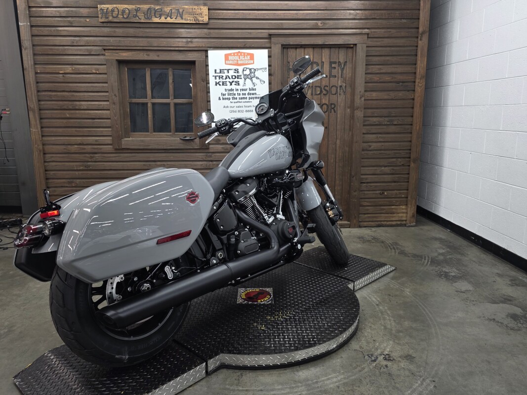 2025 Harley-Davidson Low Rider ST BILLIARD GRAY/BLACK TRIM - Photo 2