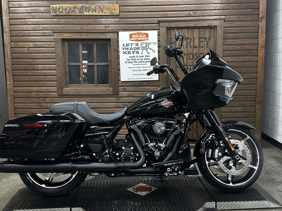 2025 Harley-Davidson Road Glide MDNGHT FIRSTORM/BLACK TRIM