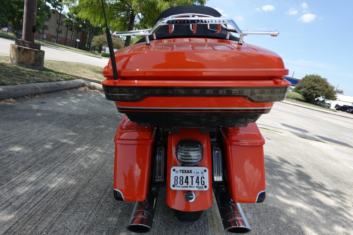 2022 Harley-Davidson CVO Road Glide Limited FLTRKSE - Photo 6