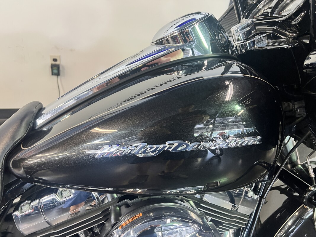 2016 Harley-Davidson Road Glide Special Black Quartz FLTRXS - Photo 2