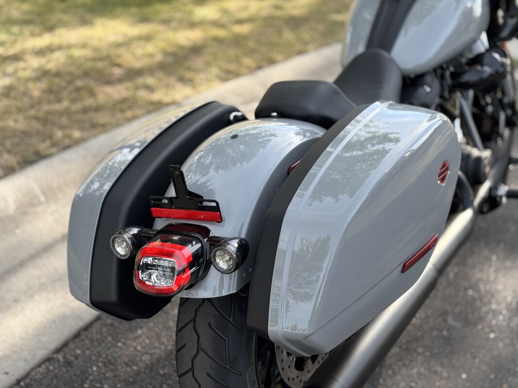 2025 Harley-Davidson Low Rider ST Billiard Gray - Photo 10