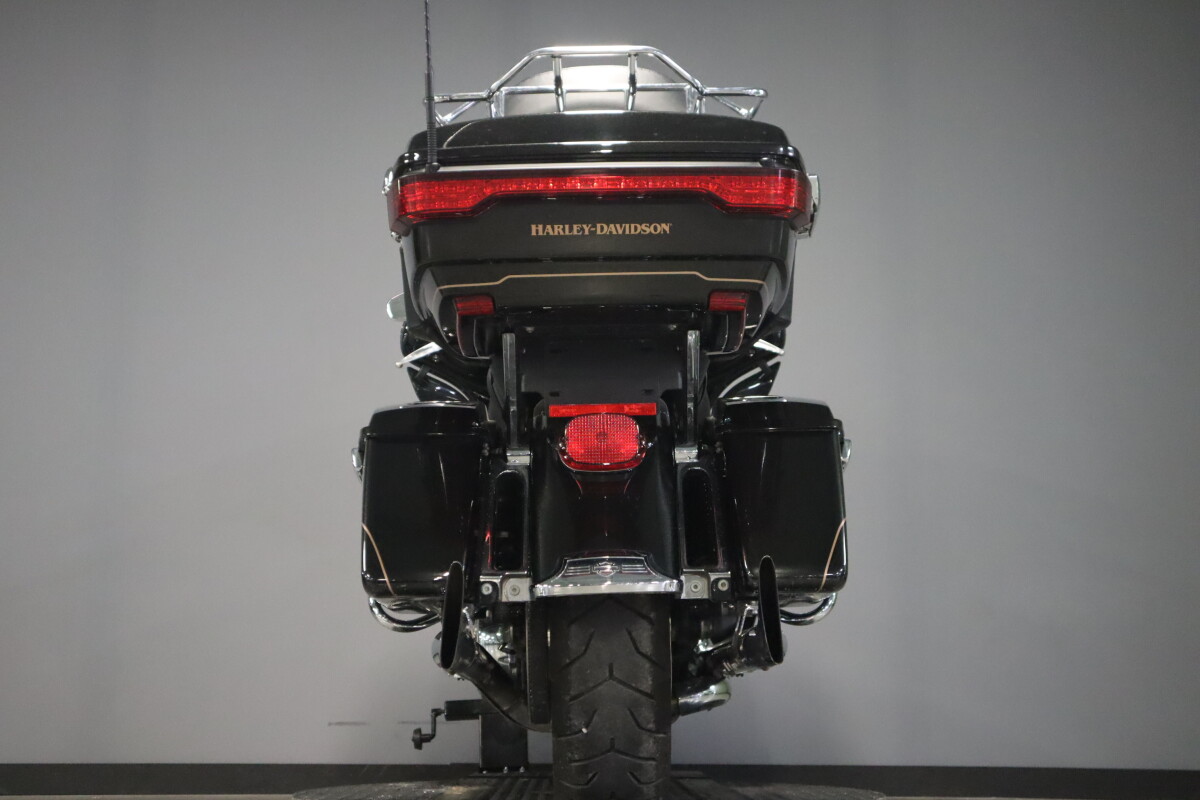 2017 Harley-Davidson Ultra Limited FLHTK - Photo 7