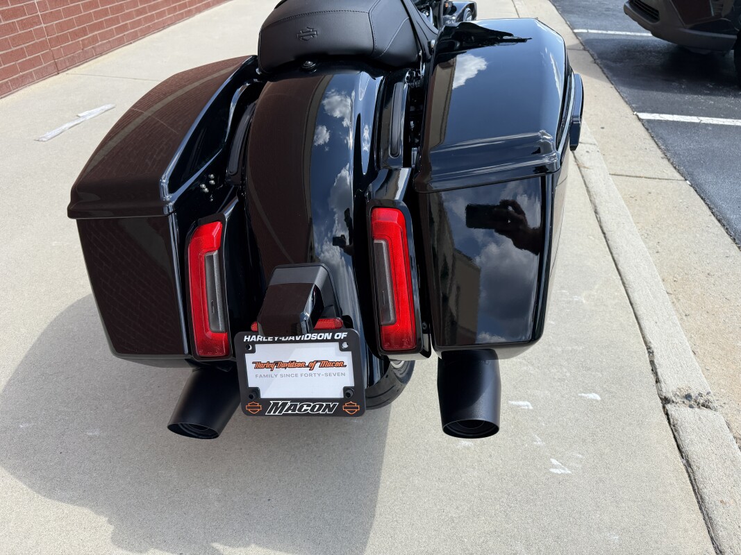 FLHX 2025 Street Glide - Photo 4