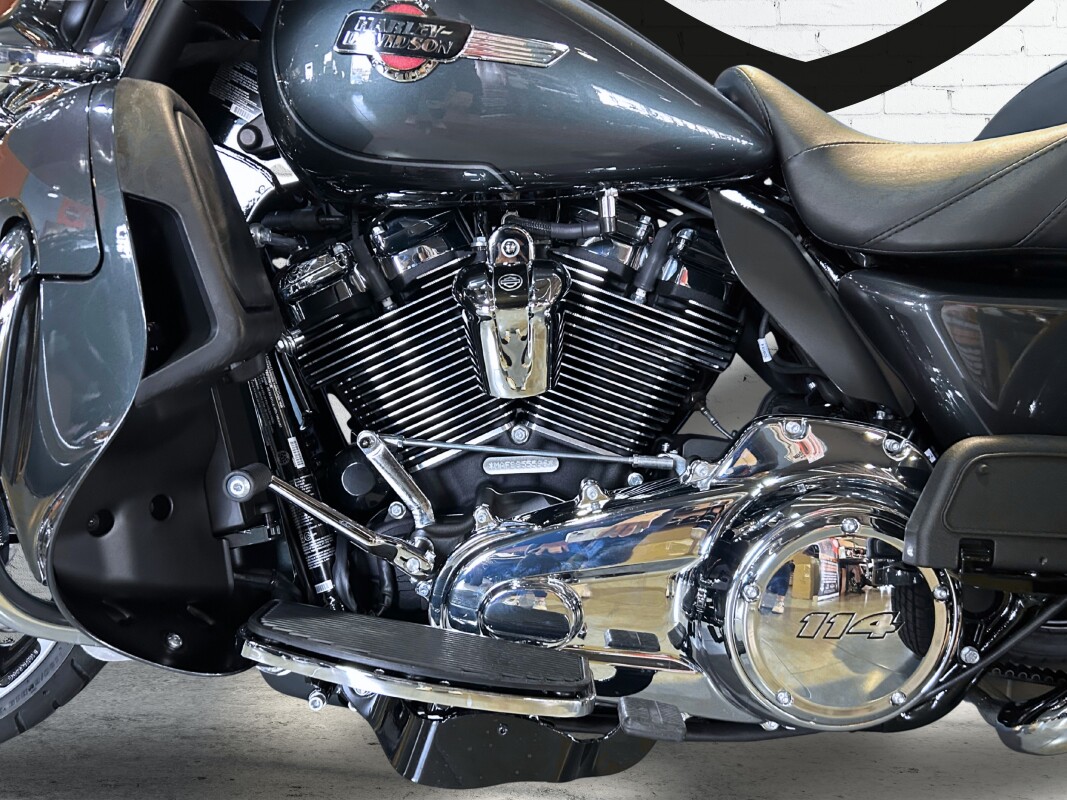 2025 Harley-Davidson Tri Glide Ultra Iron Horse Metallic - Photo 7