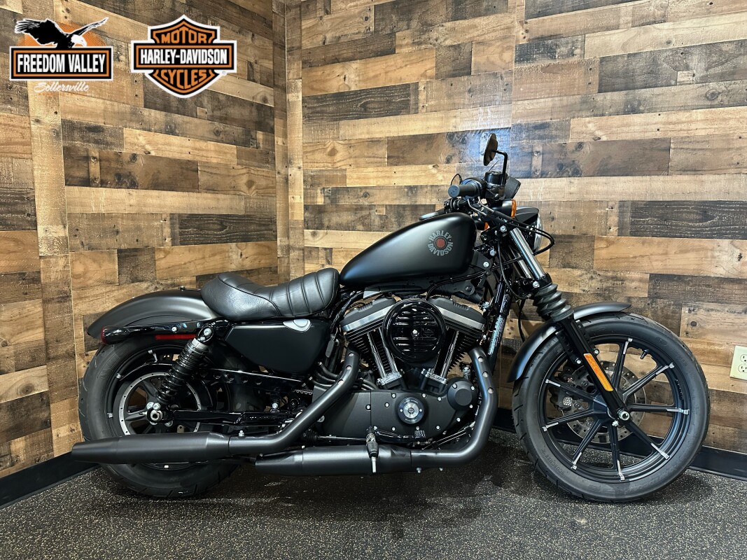 Iron 883™ | Freedom Valley Harley-Davidson®