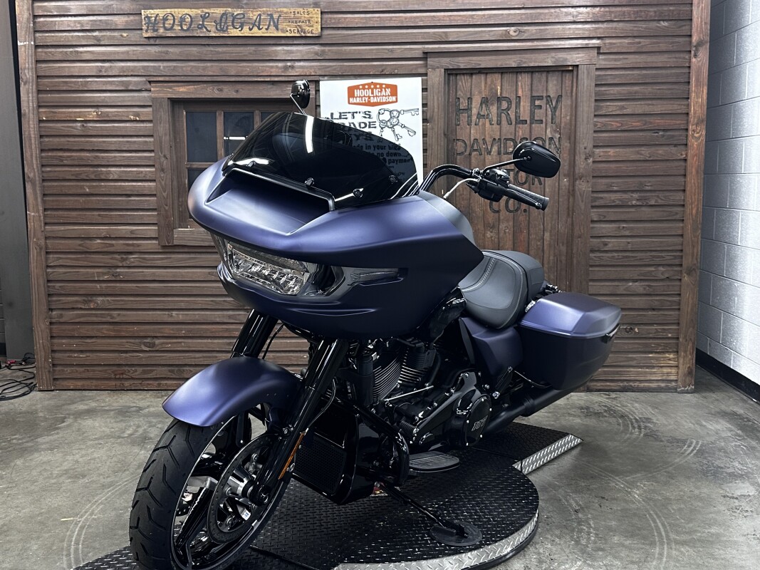 2025 Harley-Davidson Road Glide PRPL ABYSS DNM/BLACK TRIM - Photo 6