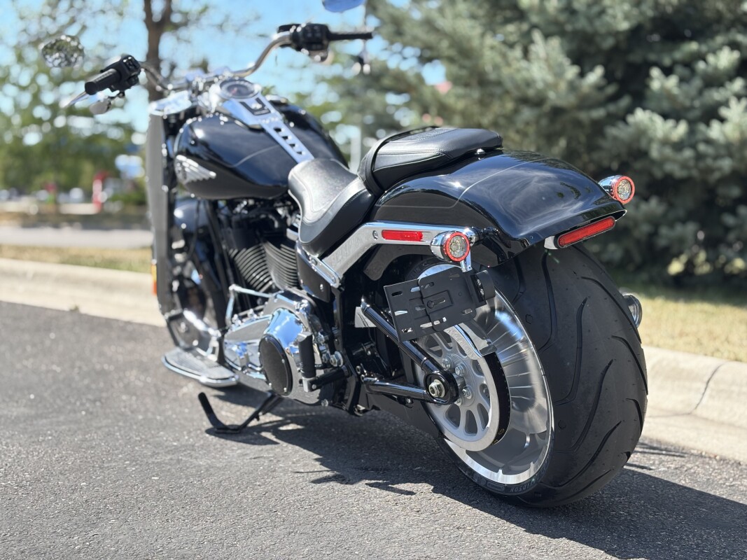 2025 Harley-Davidson Fat Boy Vivid Black - Photo 6
