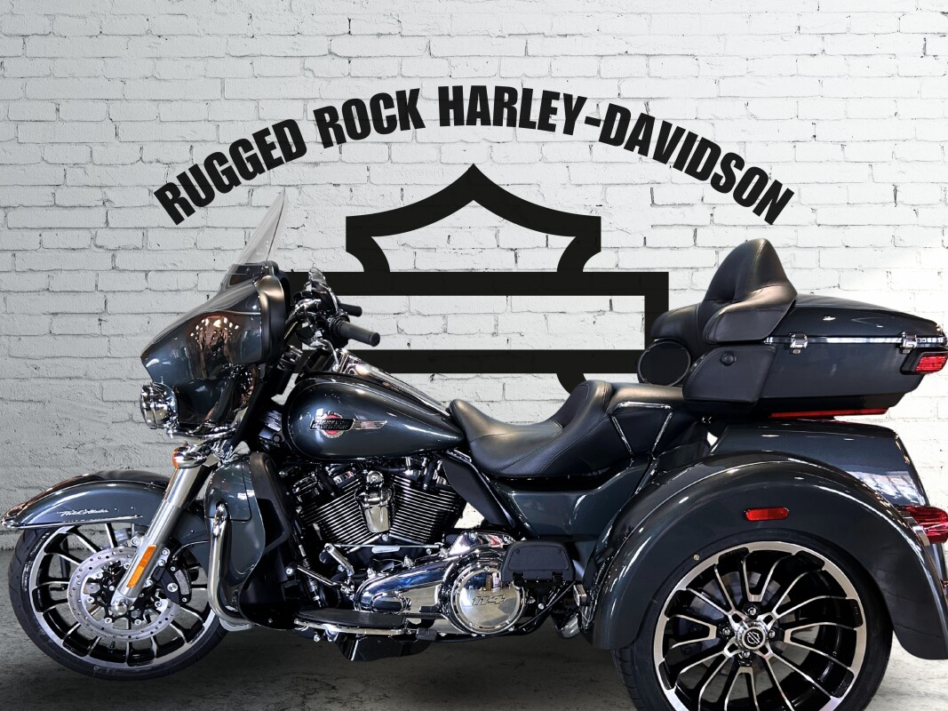 2025 Harley-Davidson Tri Glide Ultra Iron Horse Metallic - Photo 2