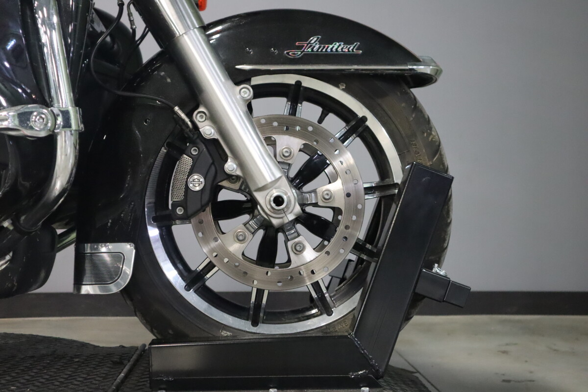 2017 Harley-Davidson Ultra Limited FLHTK - Photo 10