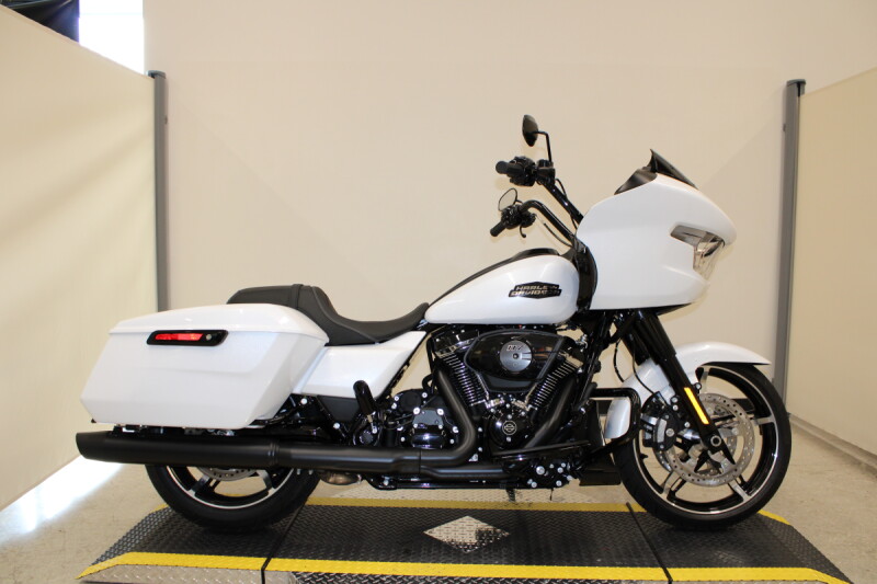 2025 Harley-Davidson Road Glide Grand American Touring FLTRX