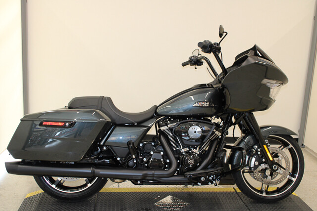 2025 Harley-Davidson Road Glide Grand American Touring FLTRX