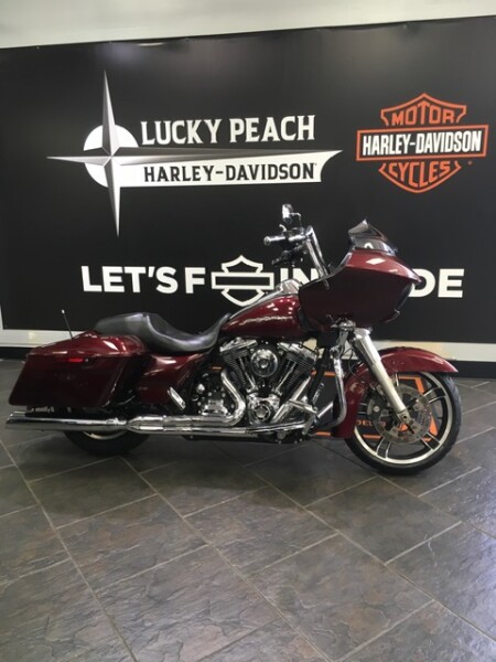 2015 Harley-Davidson® Road Glide® Mysterious Red Sunglo