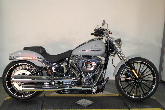 2025 Harley-Davidson Breakout Cruiser FXBR