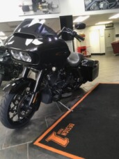 2021 Harley-Davidson® Road Glide® Special Vivid Black - Black Finish thumb 0