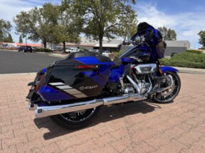 FLHXSE 2025 CVO™ Street Glide™ thumb 2