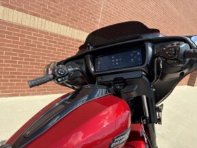 FLHX 2025 Street Glide™ thumb 0