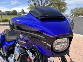FLHXSE 2025 CVO™ Street Glide™ thumb 0