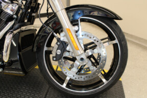 2025 Harley-Davidson Street Glide Grand American Touring FLHX thumb 1