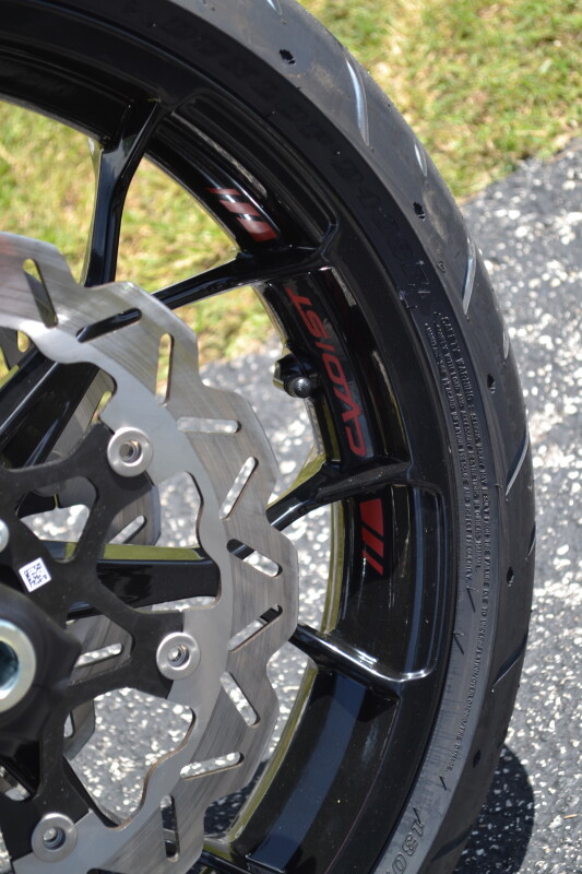 FLTRXSTSE 2025 CVO Road Glide ST - Photo 4