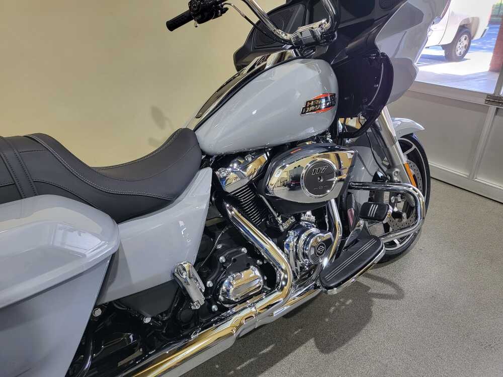2025 Harley-Davidson Road Glide Billiard Gray - Photo 2