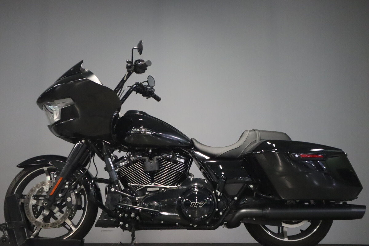2024 Harley-Davidson Road Glide FLTRX - Photo 5