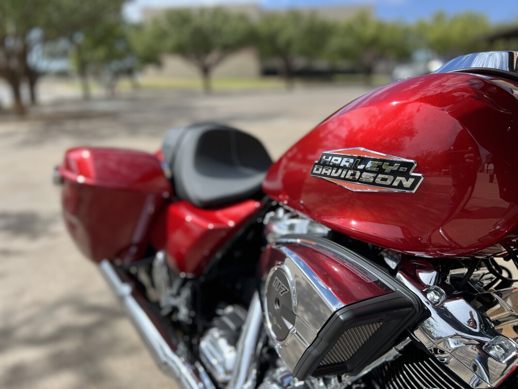2025 Harley-Davidson Street Glide Brilliant Red - Photo 9