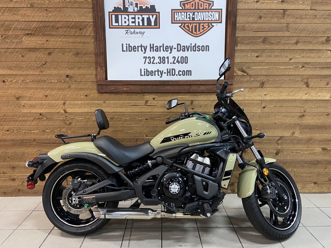 2024 Kawasaki VULCAN S Pearl Sand Khaki/Ebony