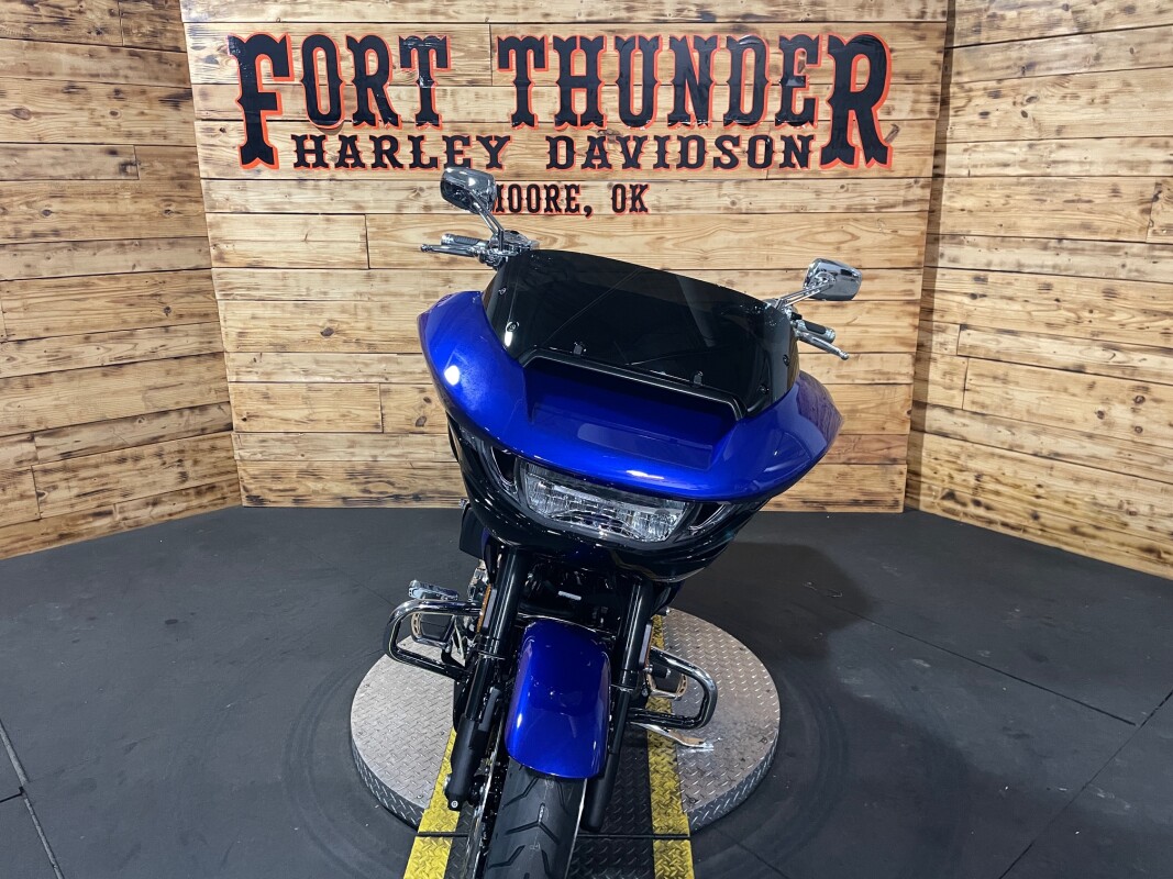 Harley-Davidson CVO Road Glide 2025 FLTRXSE BLUE STREAK - Photo 4